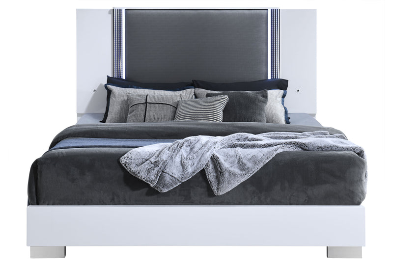 YLIME SMOOTH WHITE KING BED, DRESSER, MIRROR, NIGHTSTAND